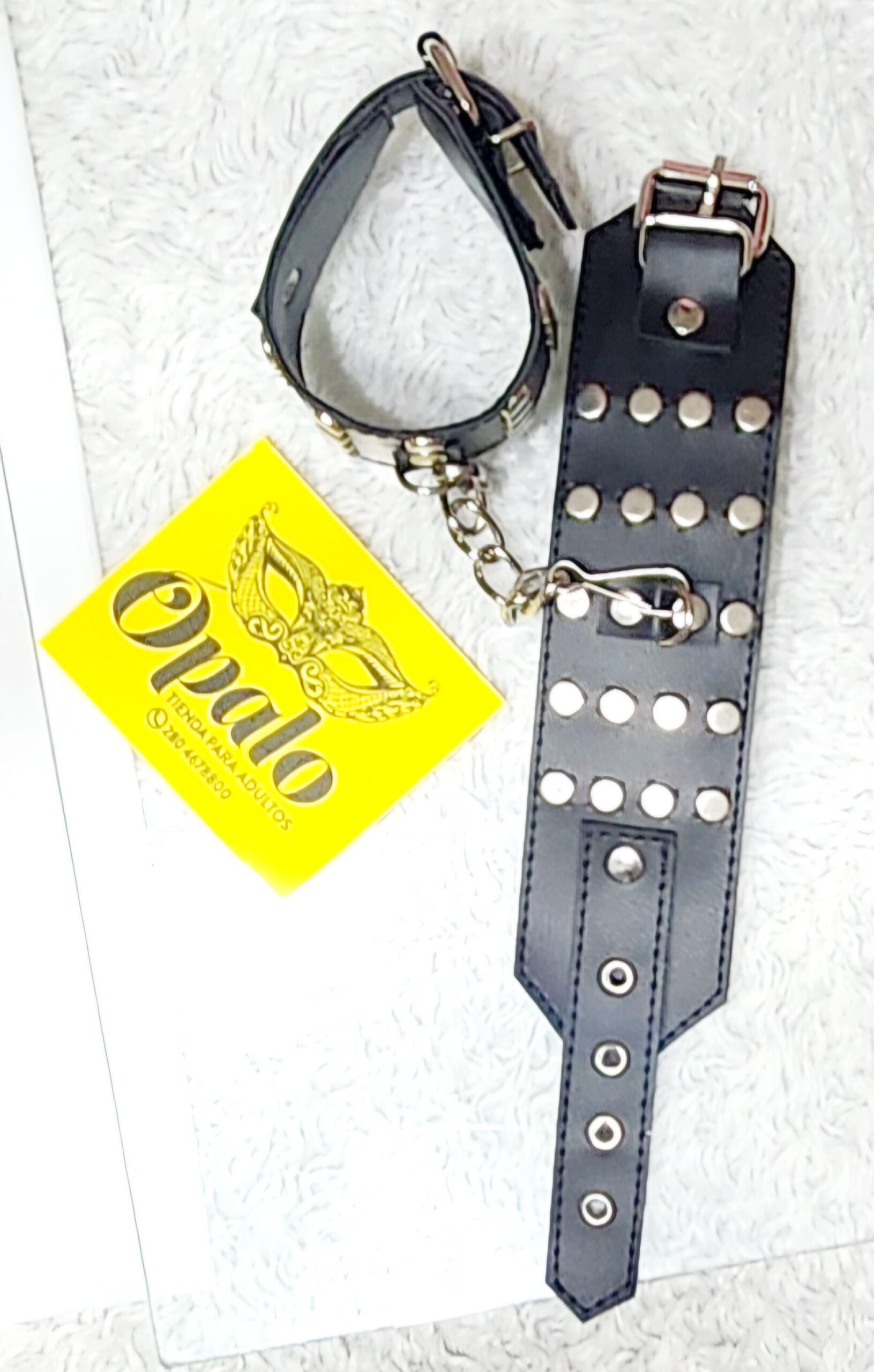 Esposas con tachas - Imagen 2